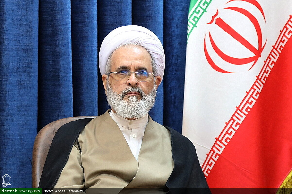 آیت الله اعرافی: روحانیت بیدار و حوزه‌های علمیه به همراه ملت ایران مسیر دو ماه گذشته را استوارتر ادامه خواهند داد