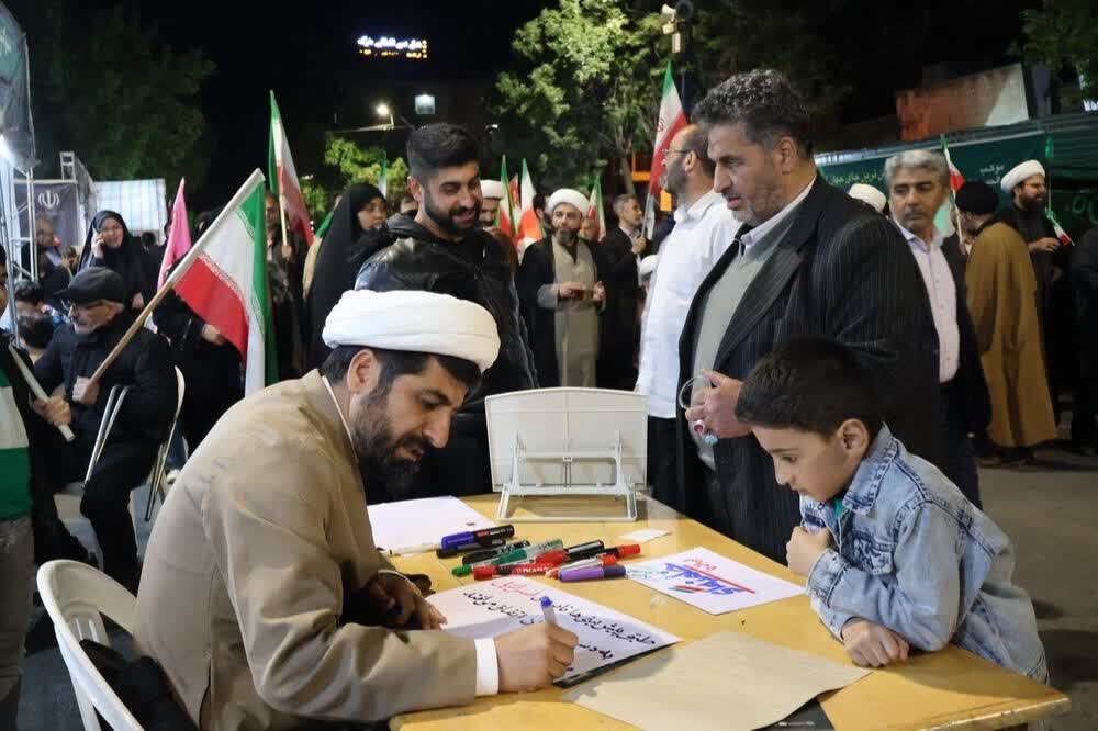 معاون تهذیب و تربیت حوزه‌های علمیه اعلام کرد: فعالیت ۹۰۰ موکب در سراسر کشور با حضور و مدیریت جهادی طلاب و روحانیون