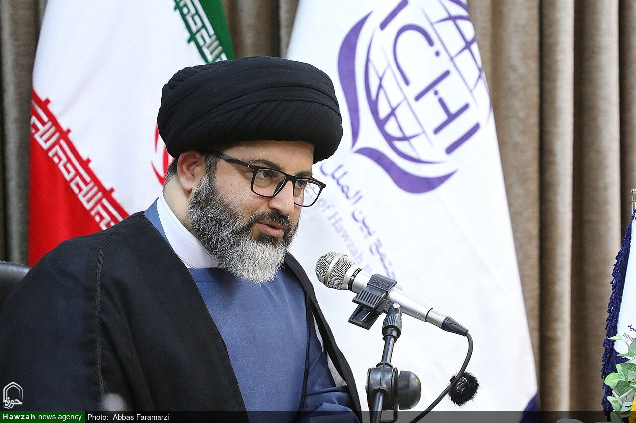 مدیر مجتمع عالی آموزشی‌پژوهشی بین‌الملل حوزه‌های علمیه اعلام کرد: برنامه‌ریزی و اجرای دوره‌های مهارتی تبلیغ در اربعین