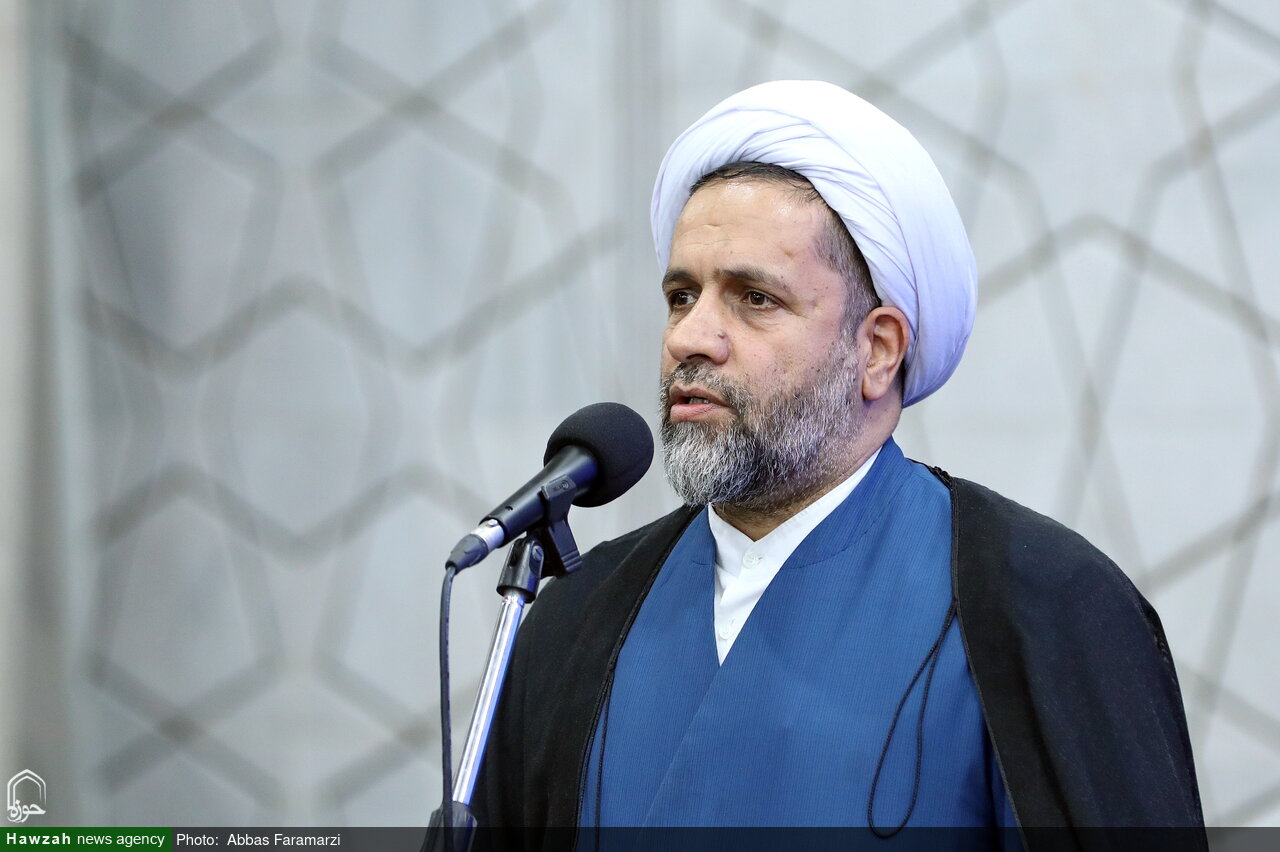معاون آموزش حوزه علمیه قم اعلام کرد: تحصیل بیش از ۳۰ هزار طلبه در حوزه علمیه قم / برگزاری بیش از ۷۰۰ درس خارج