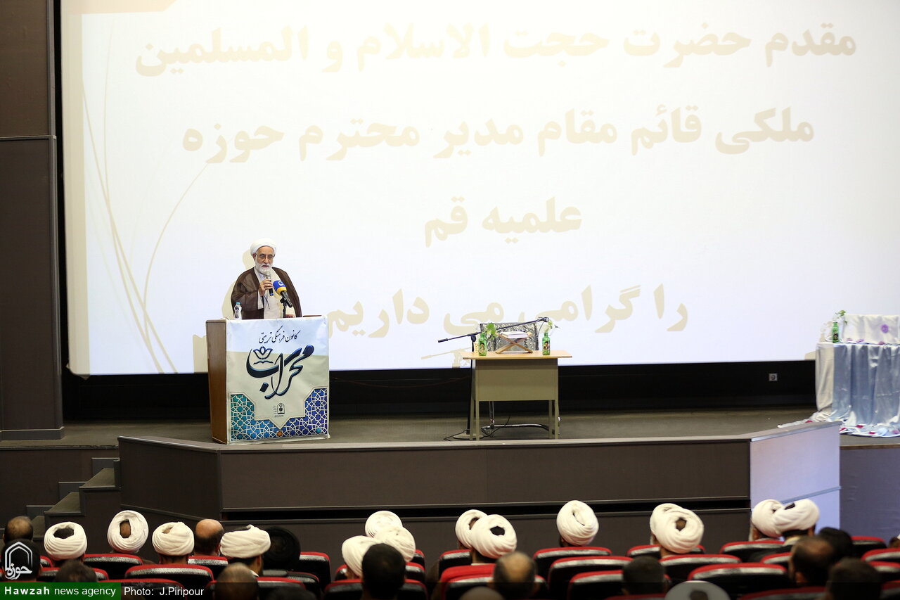 قائم مقام مدیر حوزه علمیه قم: همه ظرفیت‌ها برای تربیت دانش‌آموزان بسیج شود